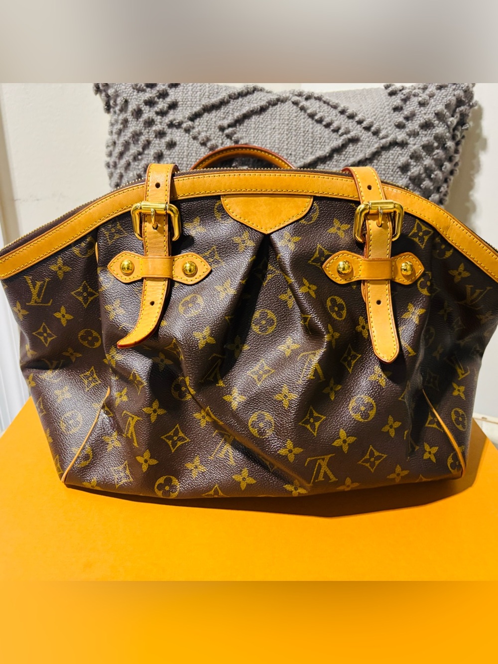 ❤️Authentic Louis Vuitton Tripoli Satchel w/LV Flower Charms